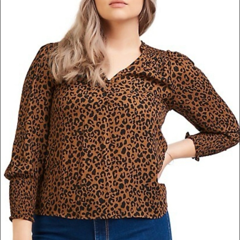 NWT Dex Plus leopard print lightweight blouse w smocking detail. Women's size X